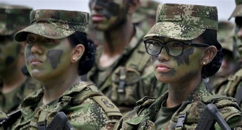 servicio militar mujeres colombia 2024